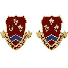 214th Field Artillery Regiment Unit Crest (We Hear and Strike)